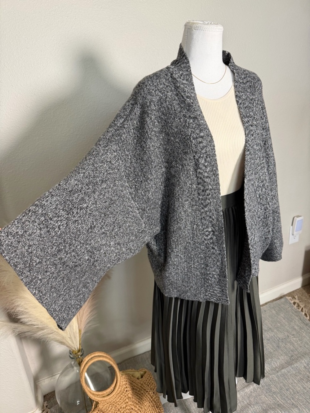 Olivaceous Kimono Wrap Cardigan - Picture 11 of 12